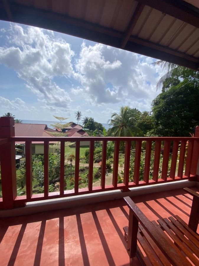 Restu Chalet Tioman Kampong Ayer Batang Екстер'єр фото