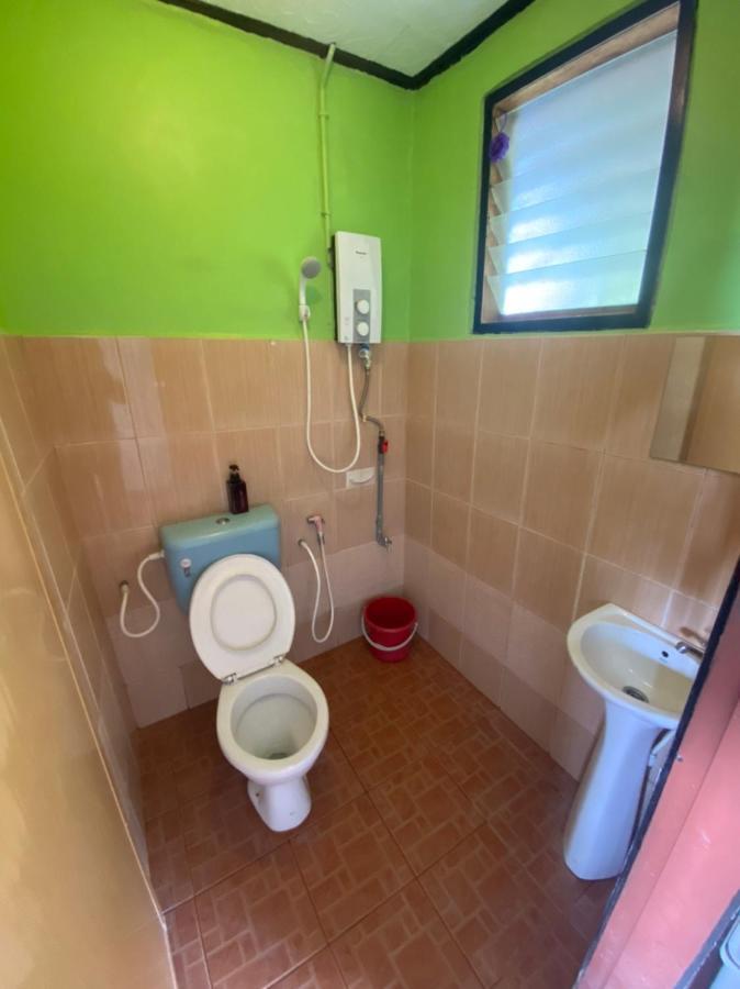 Restu Chalet Tioman Kampong Ayer Batang Екстер'єр фото