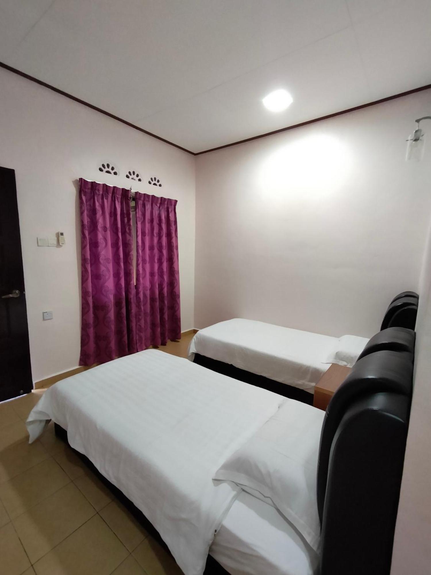 Restu Chalet Tioman Kampong Ayer Batang Екстер'єр фото