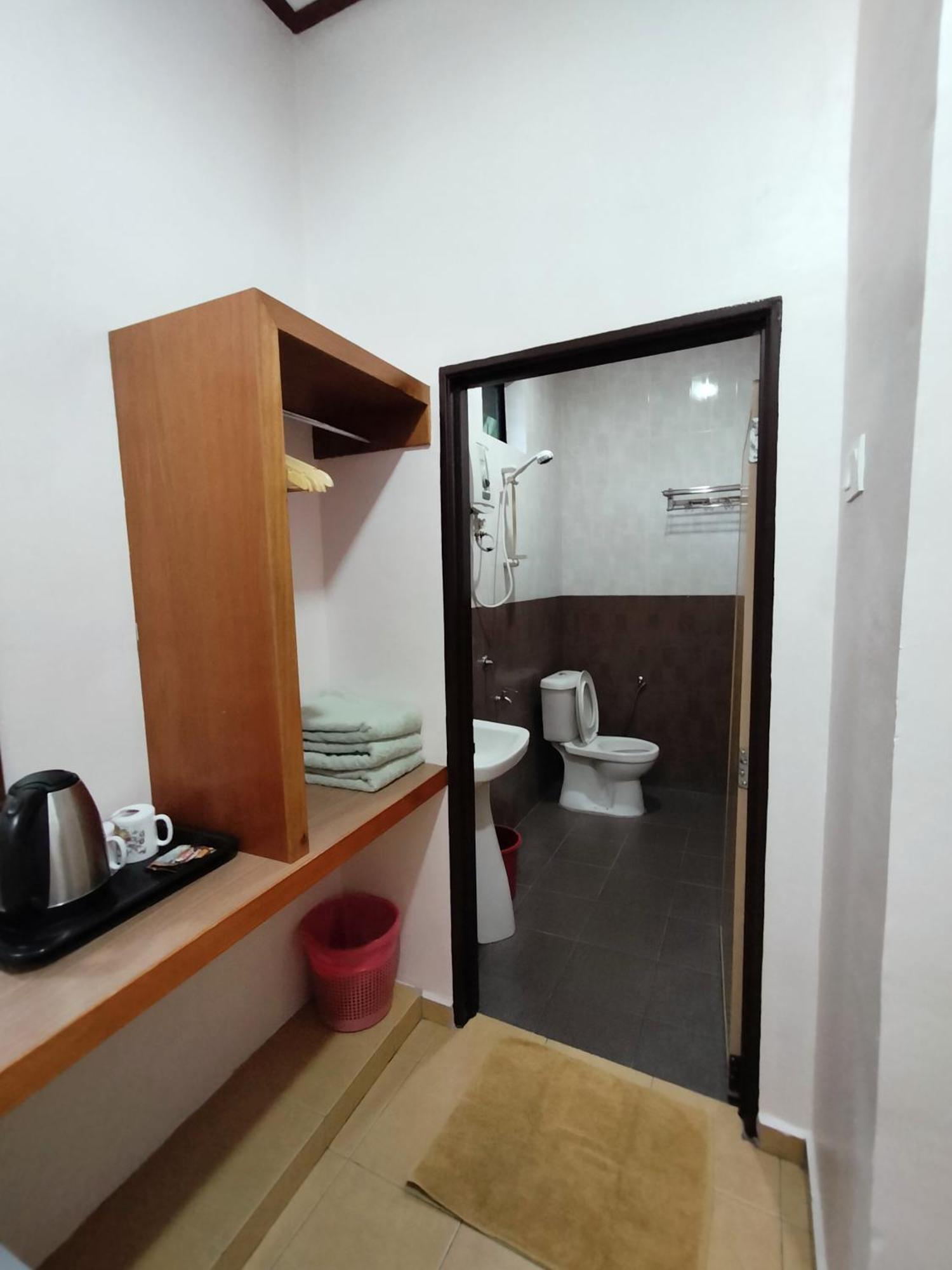 Restu Chalet Tioman Kampong Ayer Batang Екстер'єр фото